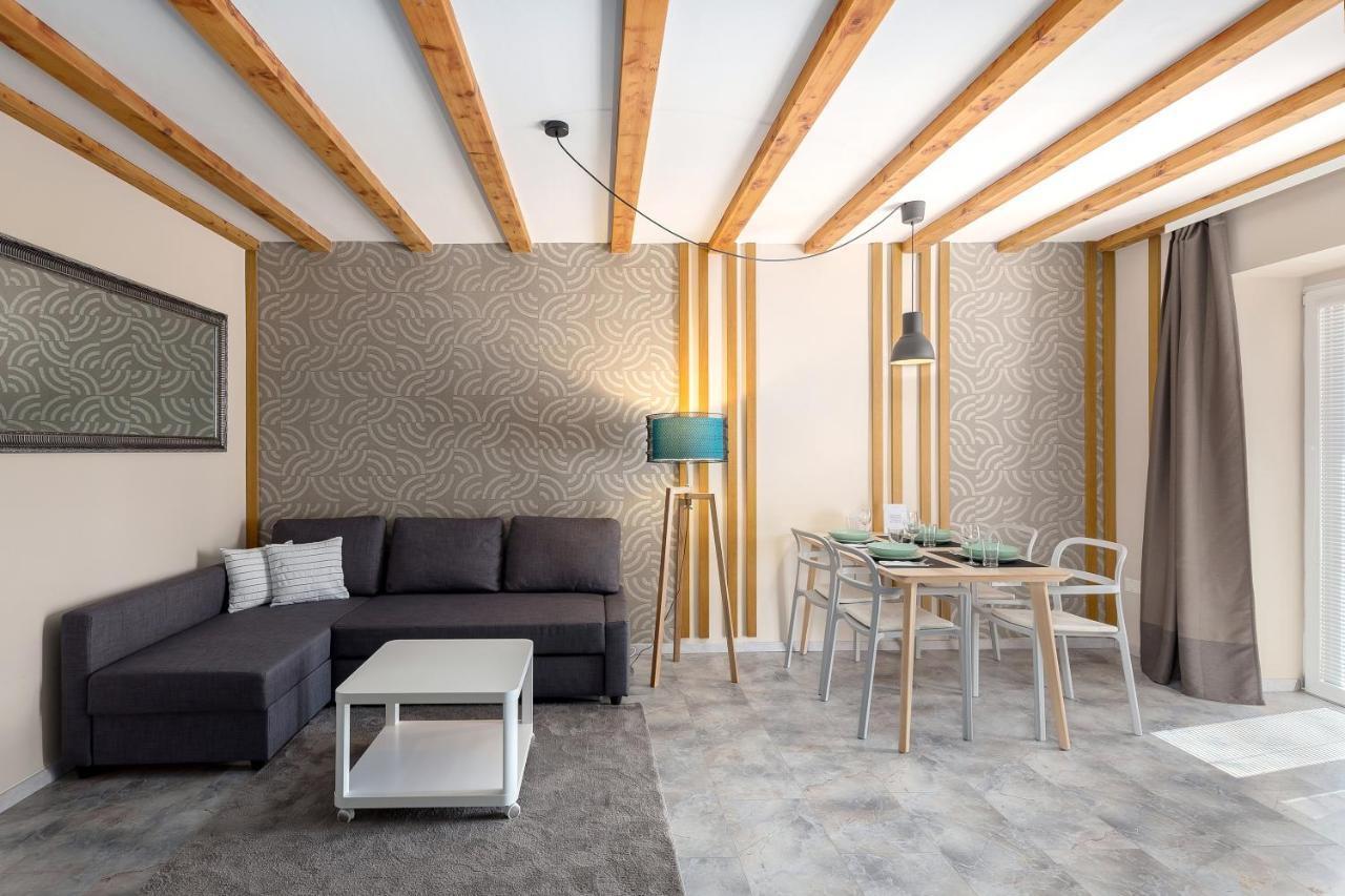 Apartma Tinkara Izola Exterior foto